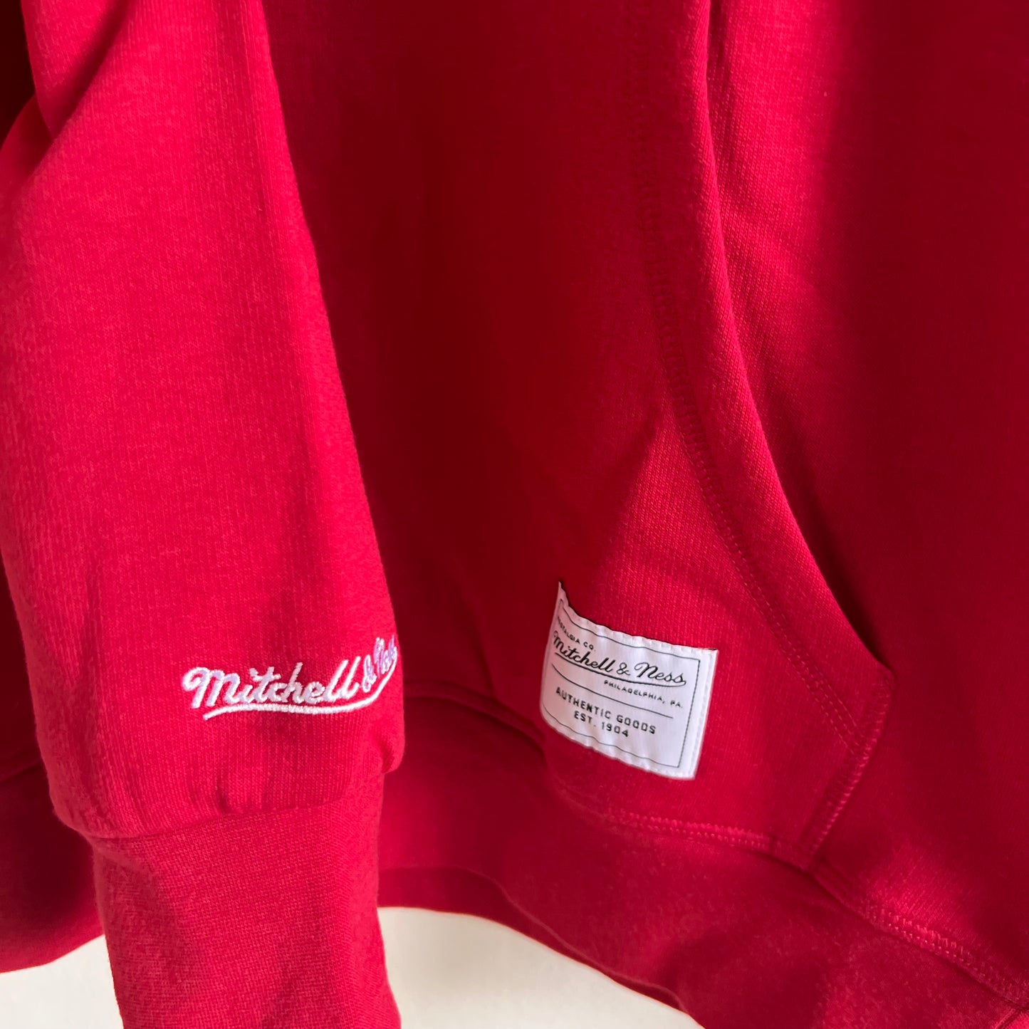Mitchell & Ness Men’s Branded Logo Hoody - Red - Size Medium