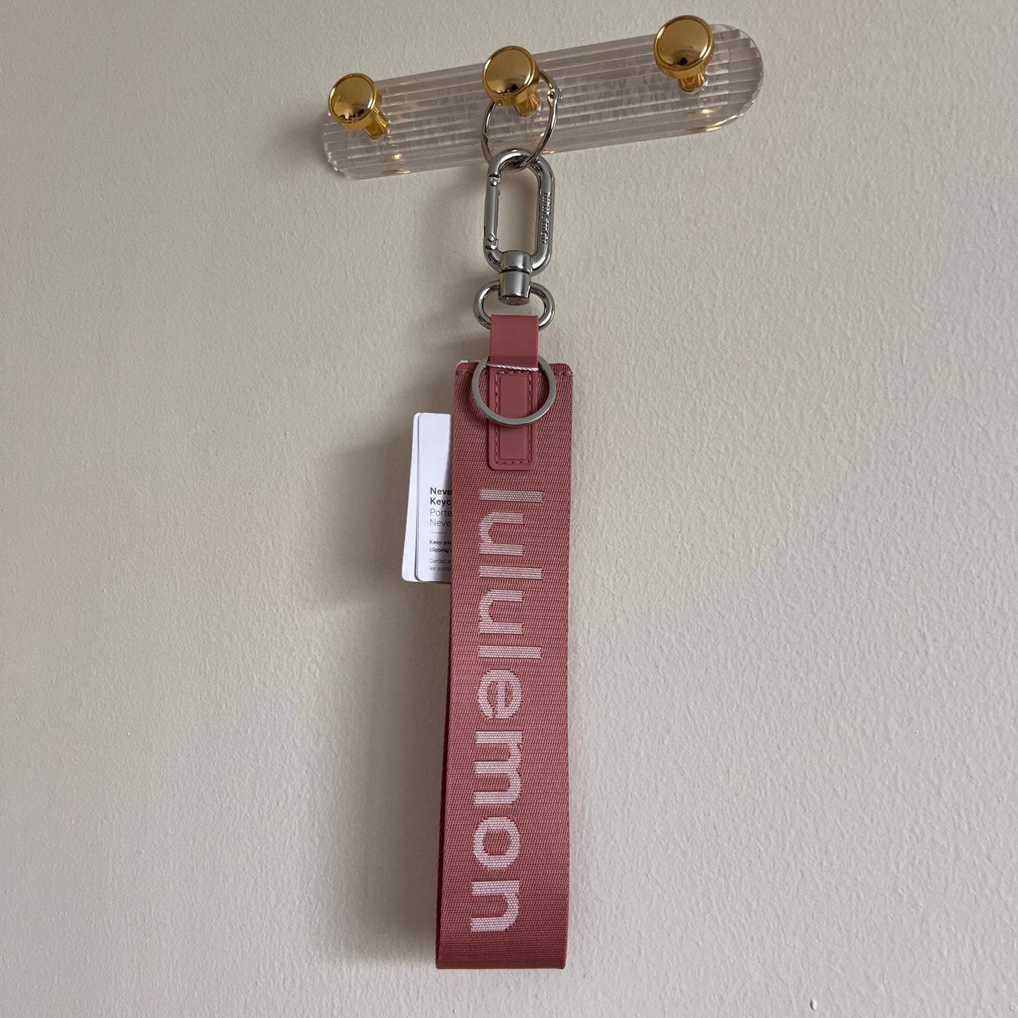 Lululemon Never Lost Keychain Deco Pink/Light Ivory